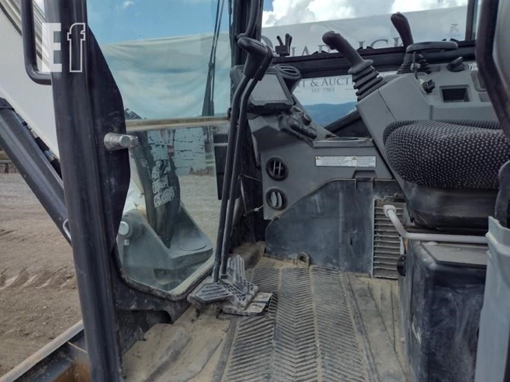 2021-bobcat-e50m-image-12
