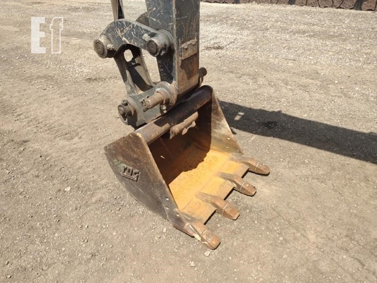 2017-deere-60g-image-16