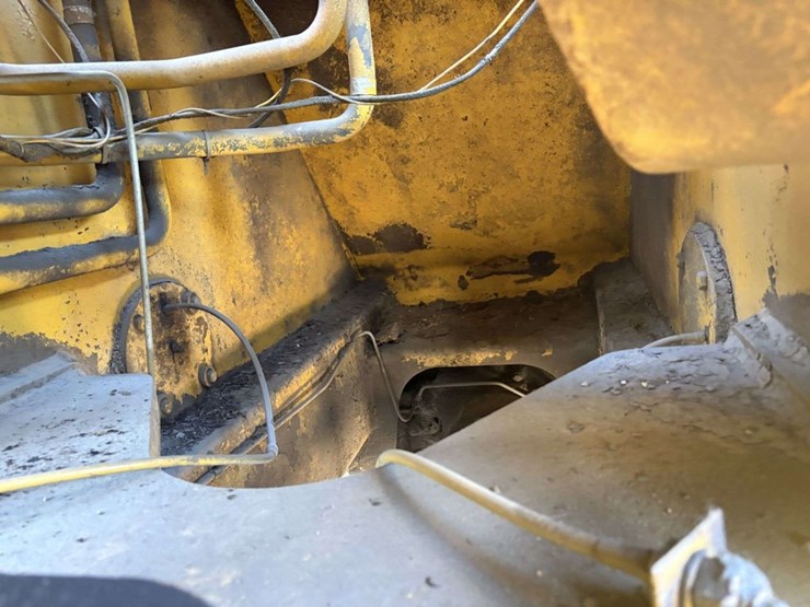 allis-chalmers-745-wheel-loader,-23.5-25-tires,-20-ply-fronts,-16-ply-rears,-115”-material-bucket,-w-image-37