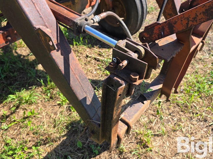 1962-allis-chalmers-d19-image-17