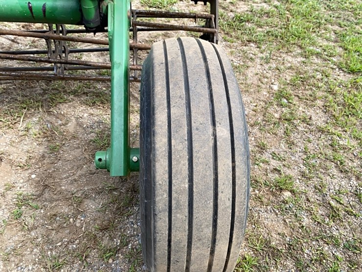 john-deere-200-image-29