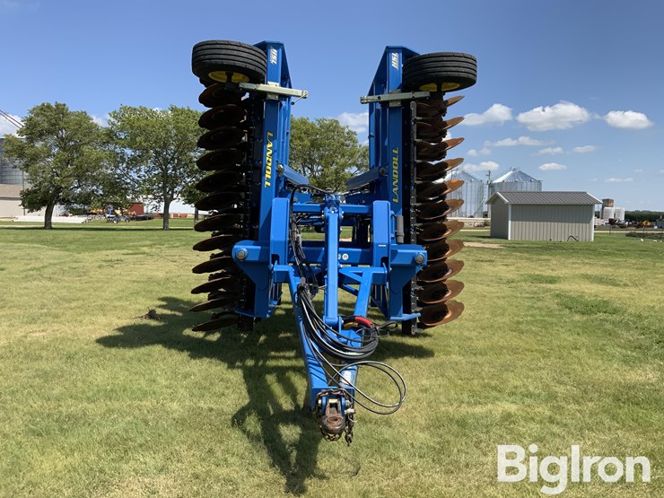 2017-landoll-7821-20-image-2