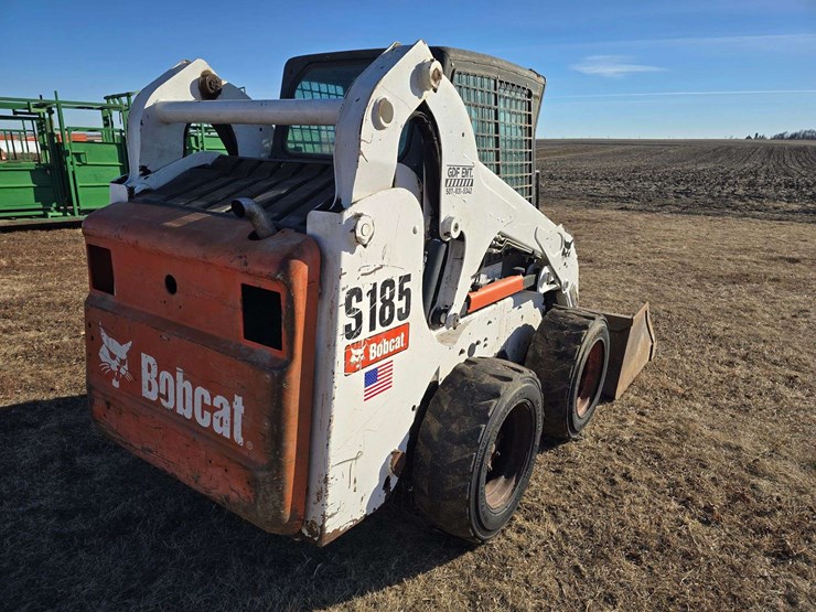 2008-bobcat-s185-image-19