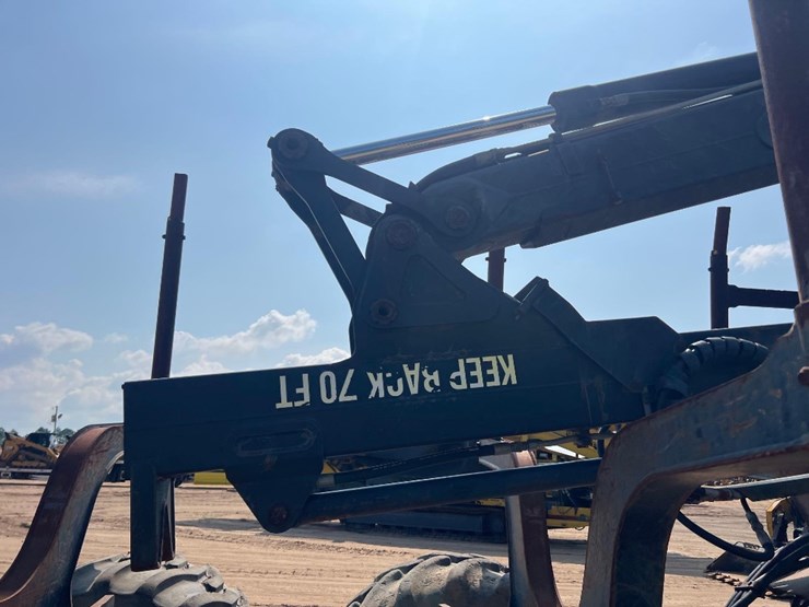 2010-deere-1110e-image-20
