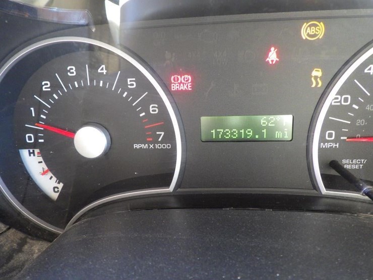 2009-ford-explorer-image-14