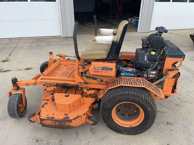 scag-61”-zero-turn-mower-image-1