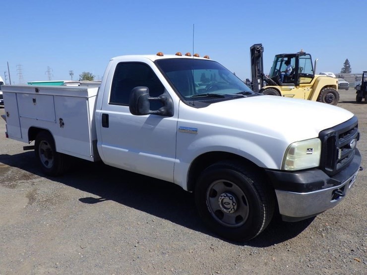 2006-ford-f350-image-2