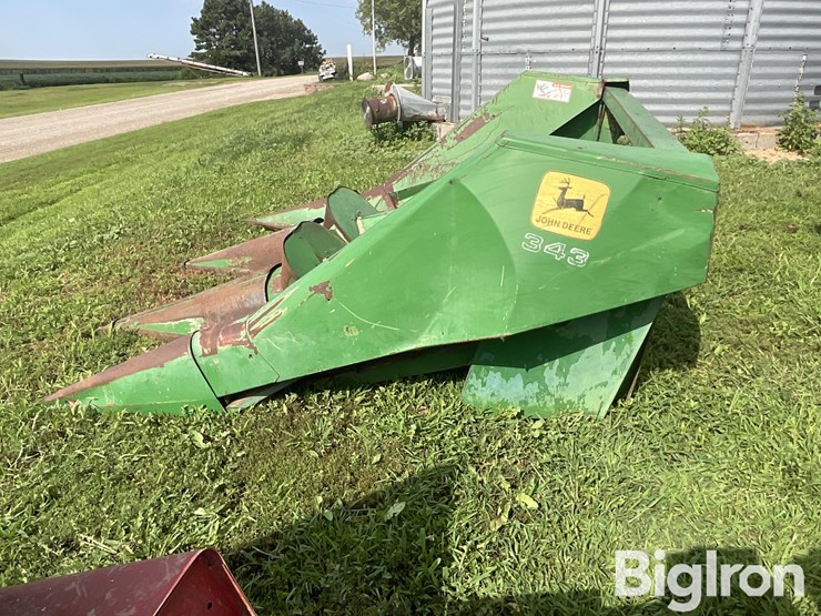 john-deere-343-image-8