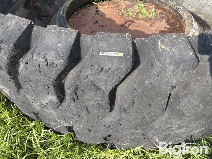 8.5’-rubber-livestock-water-tank-image-9