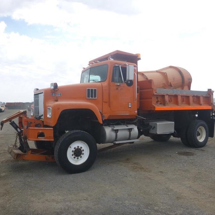 1998 INTERNATIONAL 5000