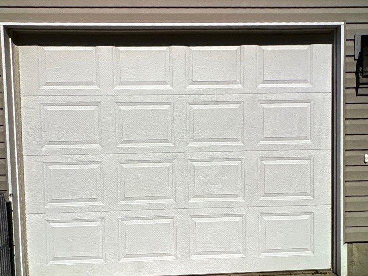 3-white-steel-insulated-garage-doors-image-1