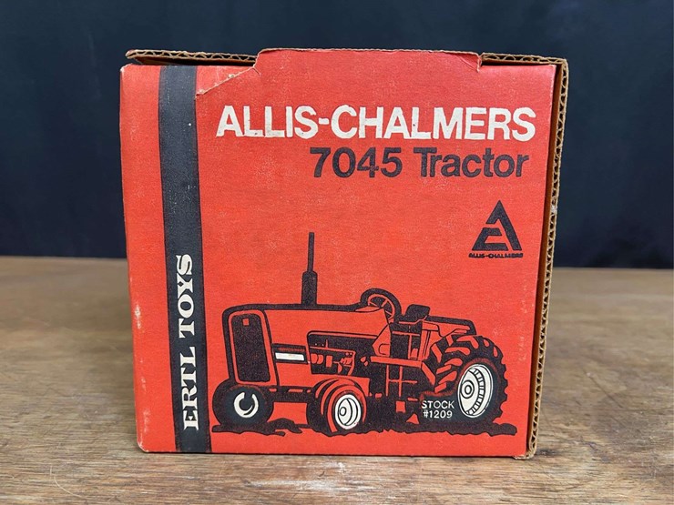 1/16-ac-7045-nib-ertl-image-2