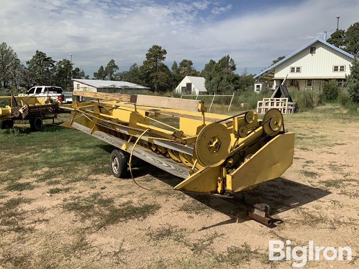 new-holland-960-image-1