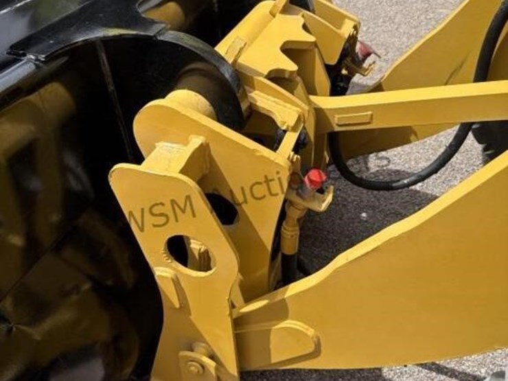 2012-caterpillar-930k-image-24