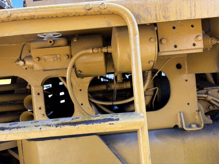 allis-chalmers-745-wheel-loader,-23.5-25-tires,-20-ply-fronts,-16-ply-rears,-115”-material-bucket,-w-image-25