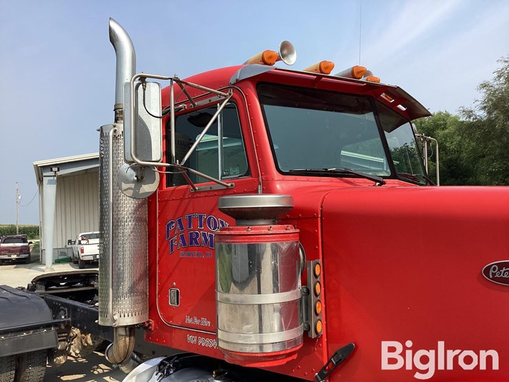 1993-peterbilt-378-image-13