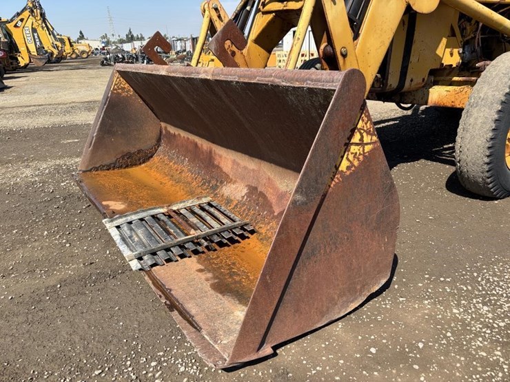 massey-ferguson-mf34a-image-9