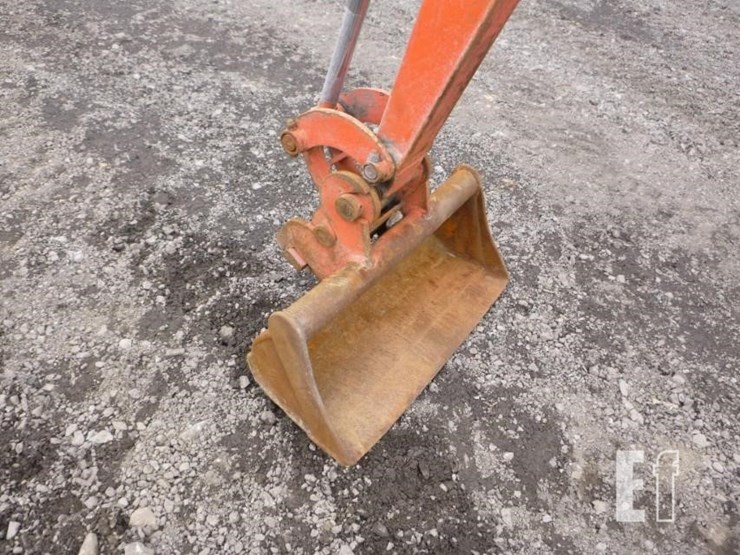 2018-kubota-k008-3-image-11
