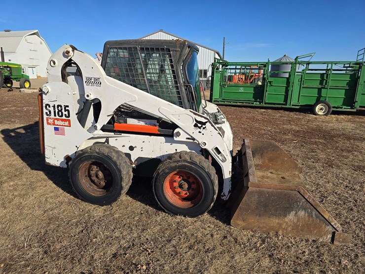 2008-bobcat-s185-image-1