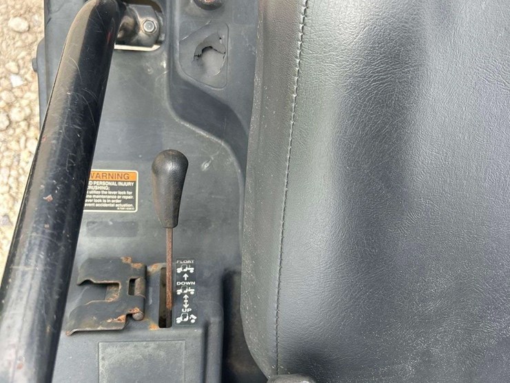 2019-kubota-rtvx1140-image-13