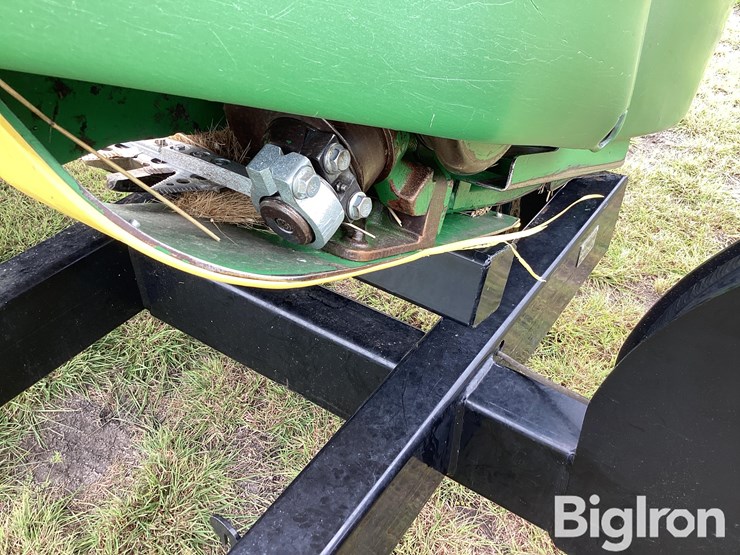 john-deere-630f-image-17