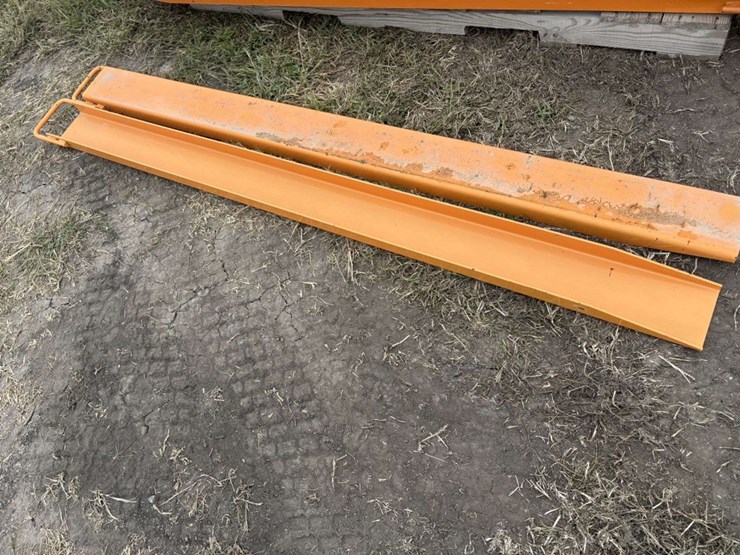 pair-of-pallet-forks-extensions,-7’,-6”-wide-image-3