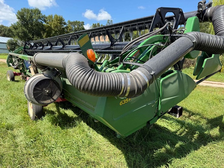2010-john-deere-635f-image-17