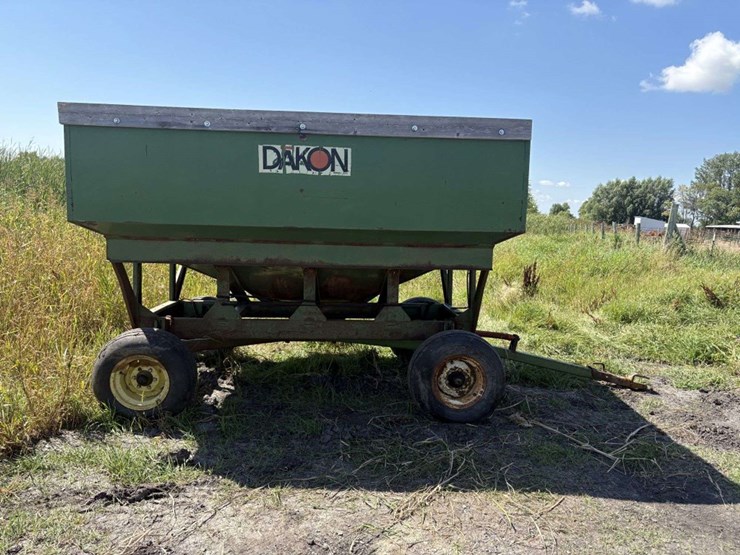 john-deere-1065a-image-7