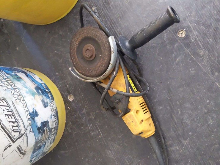 (2)-buckets-of-tools,-dewalt-grinder,-tool-boxes-image-2