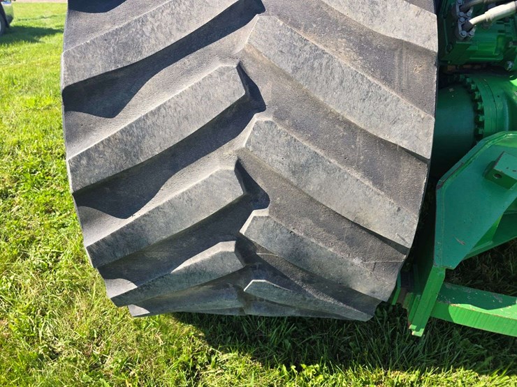 2000-john-deere-9400t-image-33