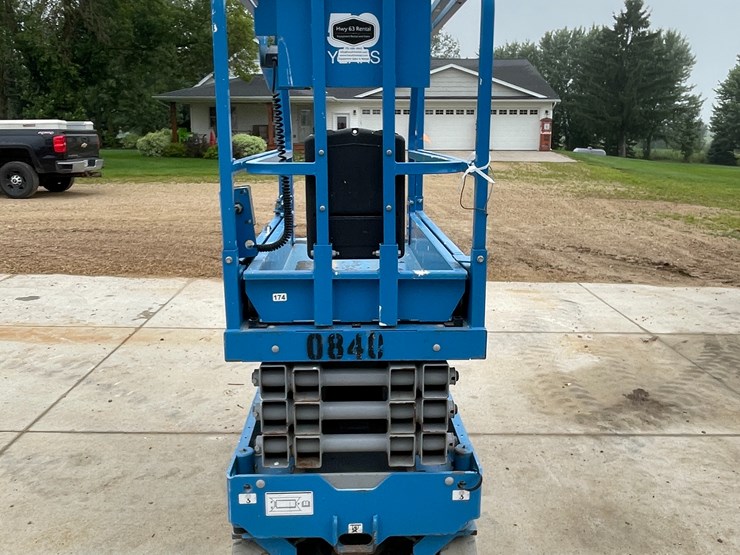 2016-genie-gs1930-image-2