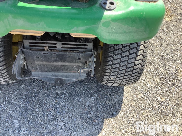 john-deere-x300-image-13