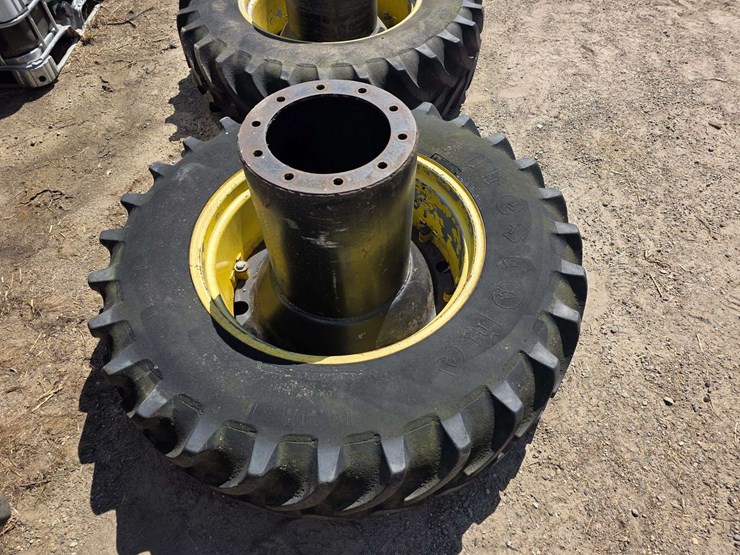 john-deere-7000-image-3