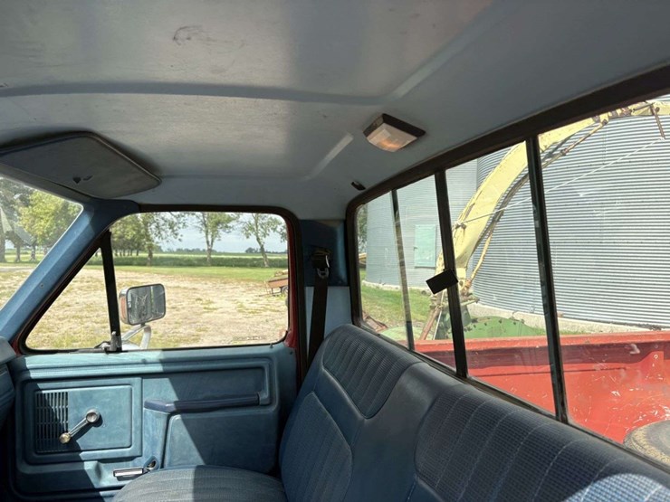 1984-ford-f250-image-26