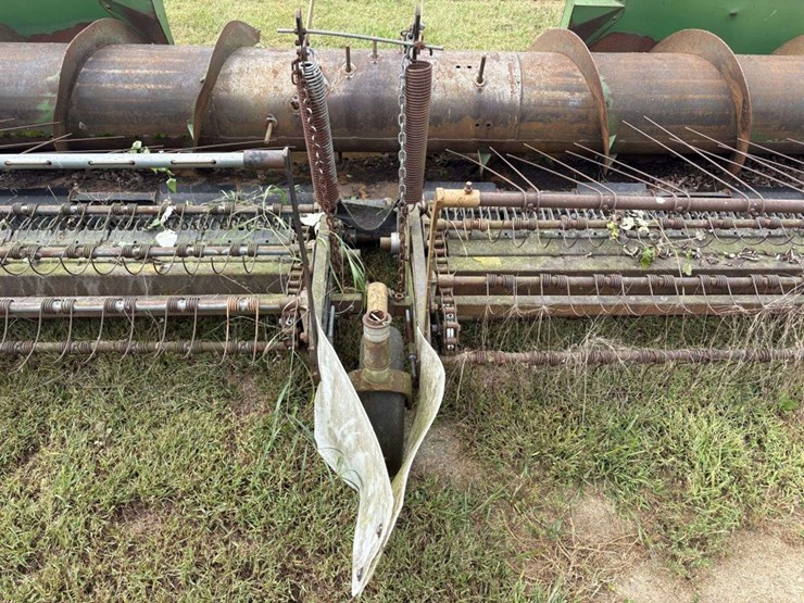 john-deere-224-image-17