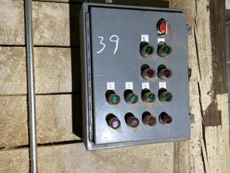 #146-•-electrical-control-center-image-13