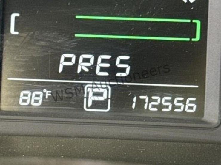 2014-nissan-sentra-sdn-image-16