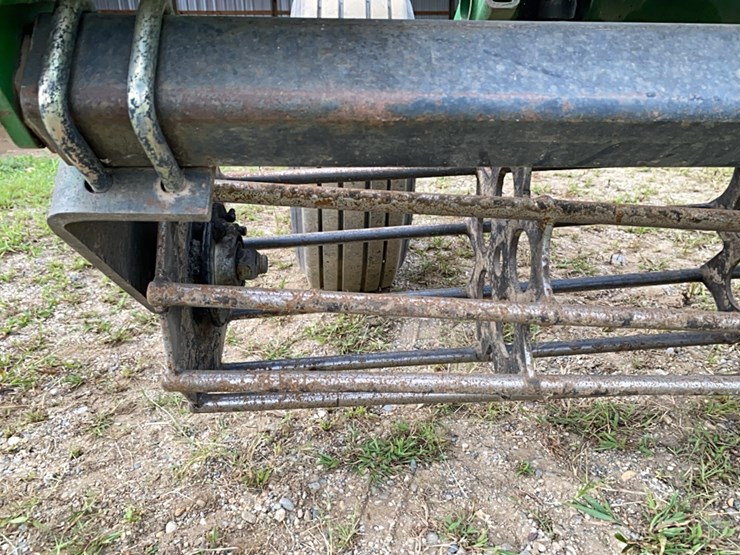 john-deere-200-image-14