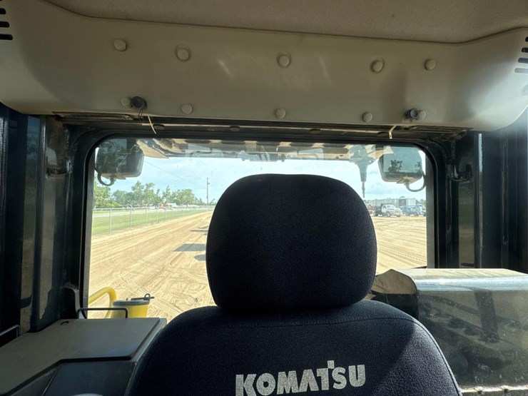 2019-komatsu-d51px-24-image-34