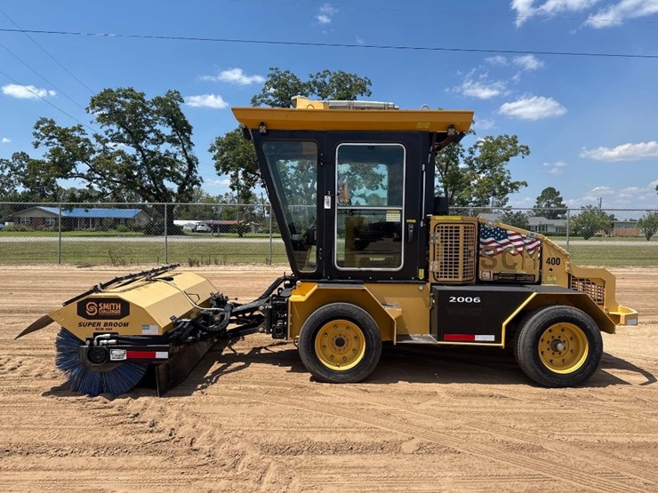 2021-smith-challenger-scm-400-sweeper-image-1