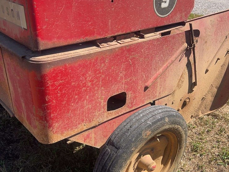 massey-ferguson-9-image-7