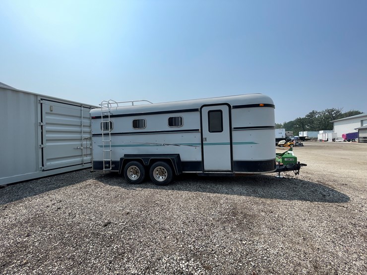 #6304-•-1991-triggs-bumper-pull-3-horse-trailer,-(sells-with-paperwork-to-obtain-title-from-dmv)-image-4