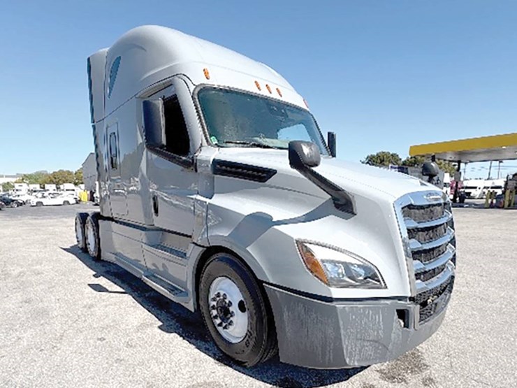 2023-freightliner-cascadia-126-image-1