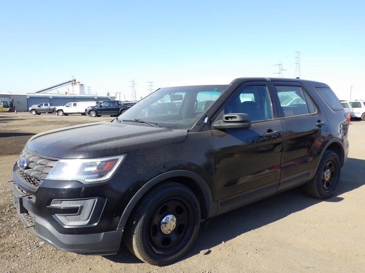 2018-ford-explorer-image-1