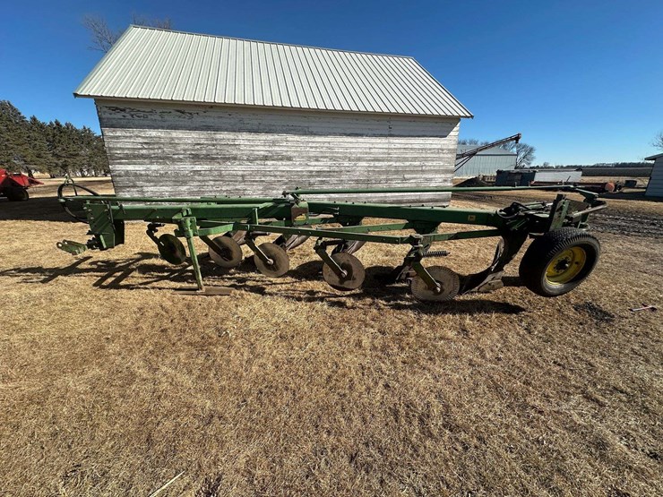 john-deere-model-1350f1450-plow,-5-bottom,-2pt-hookup-image-6