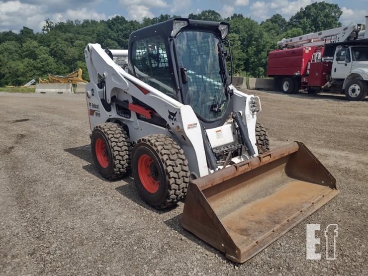 2022-bobcat-s740-image-28