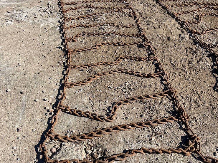 18.4-38-tractor-chains-image-4