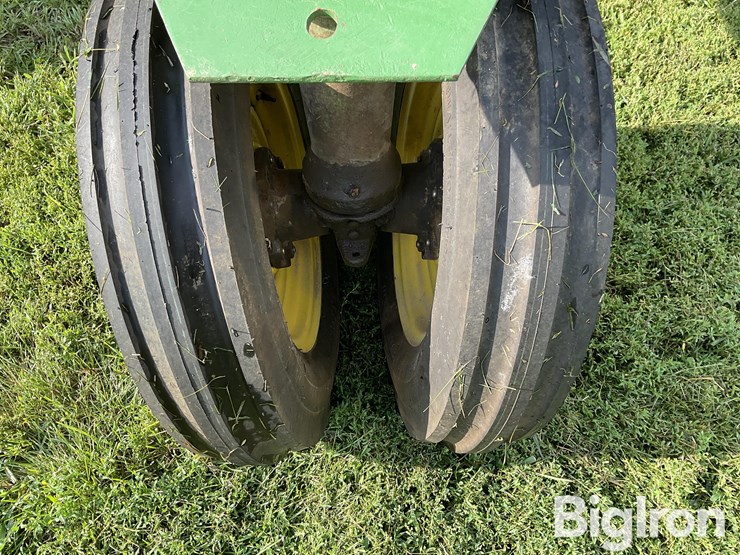 1951-john-deere-model-a-image-17