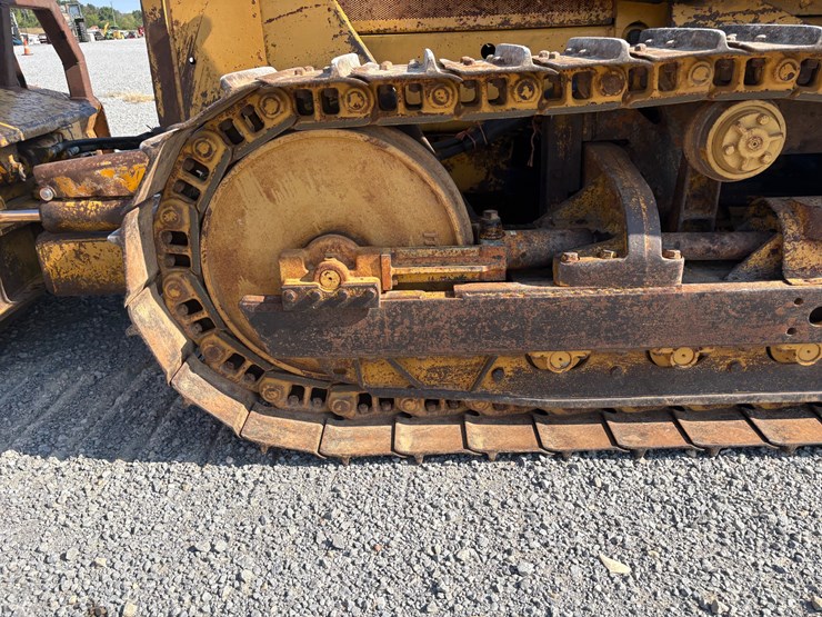 john-deere-450e-image-9