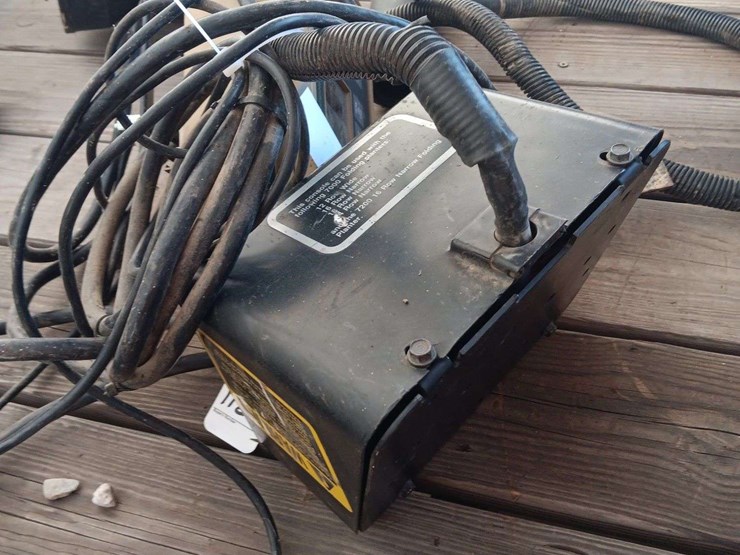 john-deere-7200-image-24